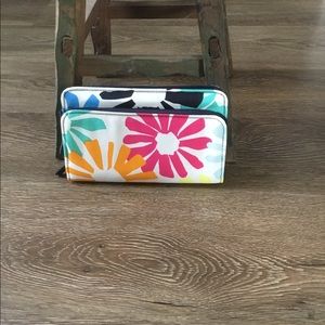 Thirty one wallet